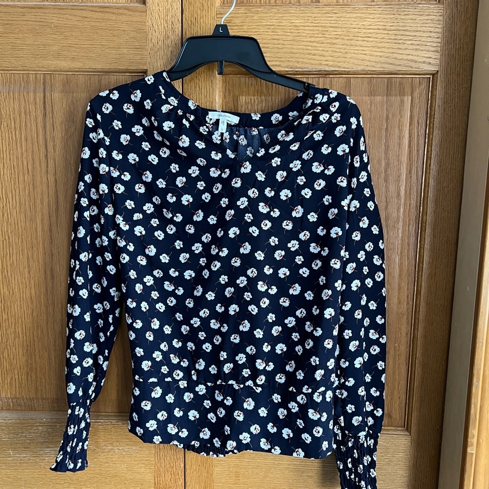 Maurices top